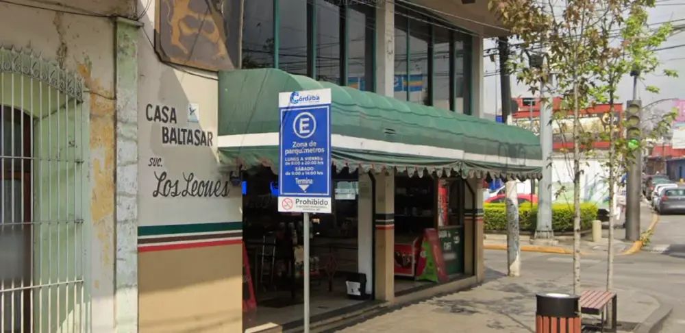 “Los Leones”… Esquina Avenida 1 y Calle 10