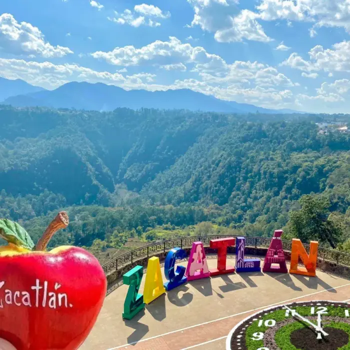 ”Relojes y Manzanas de Zacatlán, Puebla”